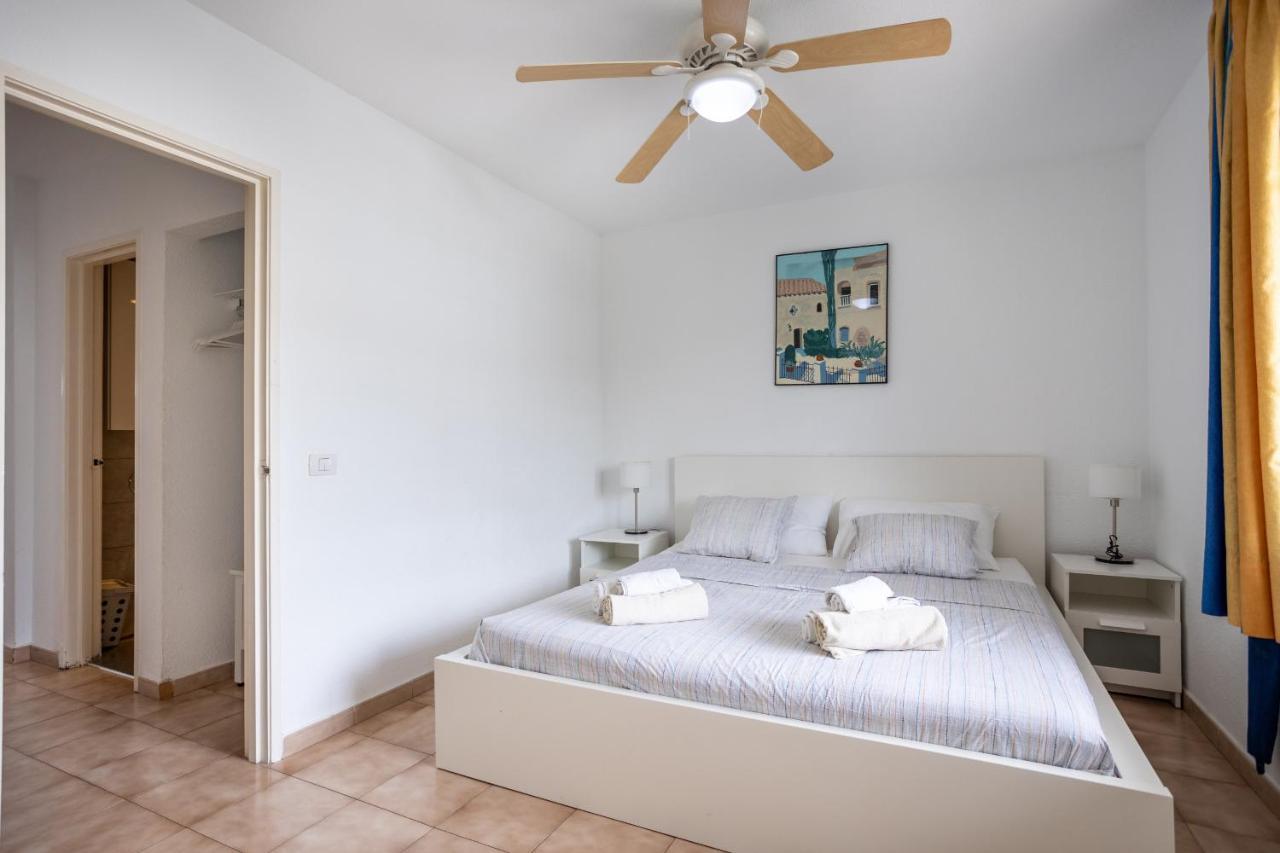 Matthew's Flat Los Cristianos by LoveTenerife Exterior foto
